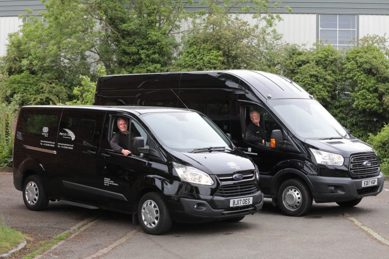 Professional Harpenden Minibus hire