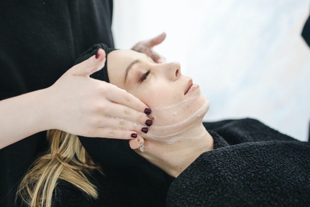 What is Botox and How Botox Treatment Helps Enhance Your Beauty?
