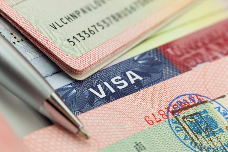 B1 vs B2 Visa: What Are the Differences?