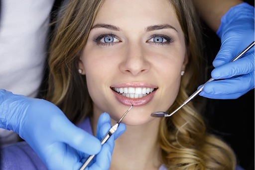 Choosing the Right Dentist in Kingston for Your Family