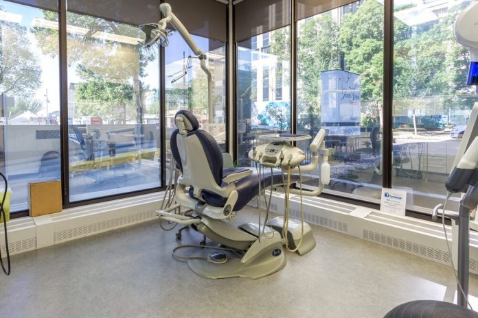 dental-checkup-in-downtown-edmonton
